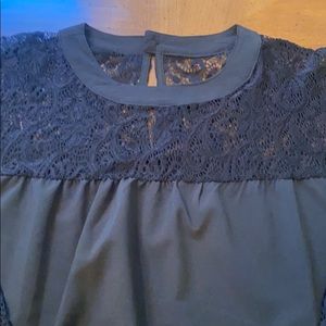 Black crochet top with blousy sleeves XL